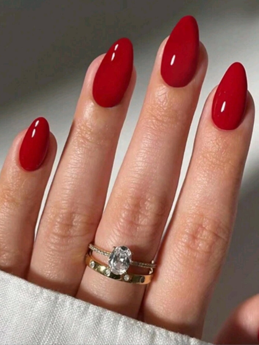 NWT, Almond Shaped Red Press On Nails